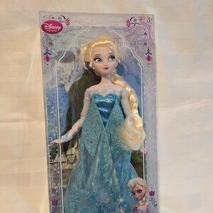 NRFB 2013 Disney Frozen Elsa classic princess doll